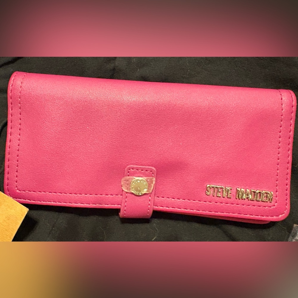 NWT Steve Madden pink Fuschia faux leather bifold wallet - Picture 3 of 9
